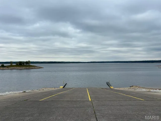 $69,900 | 18 Halyon Road, Perry, MO 63462