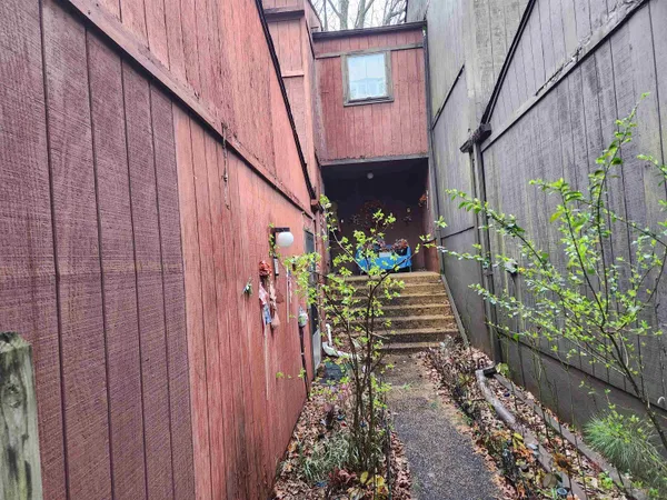 $49,000 | 3168 High Meadow Drive, Unit E15, Memphis, TN 38128