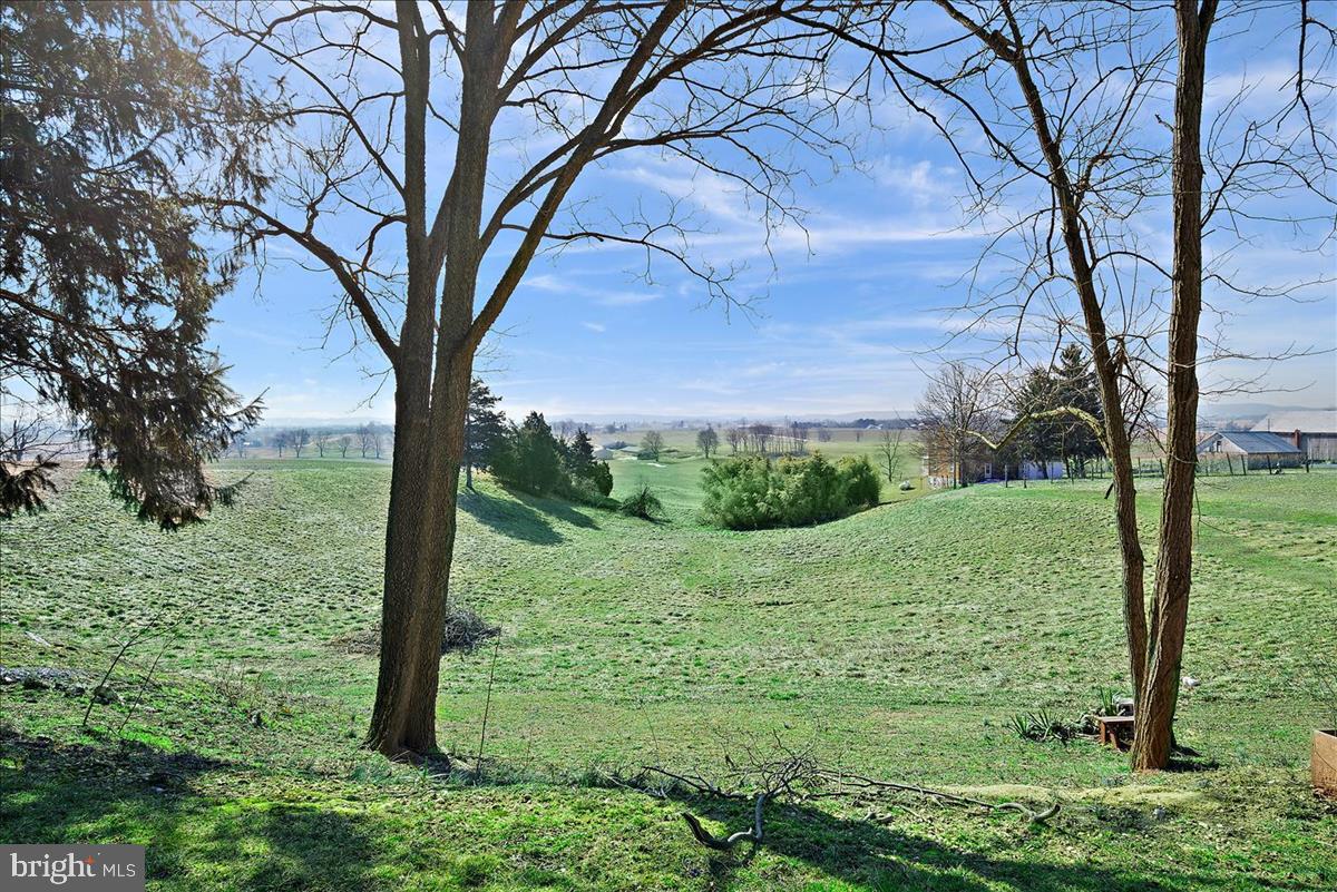 497 Foreman Road Elizabethtown, PA 17022 - Photo 3 of 27