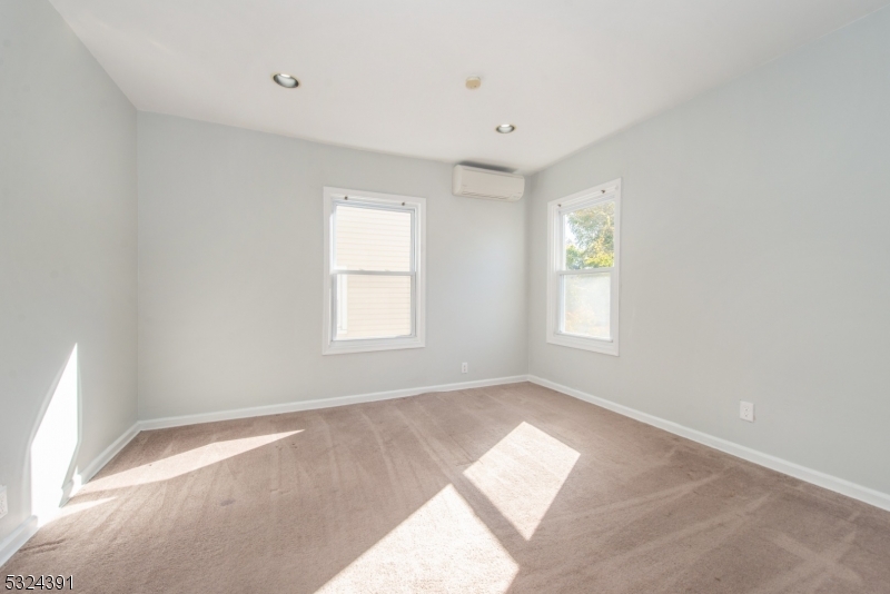 51 Cedar Avenue Montclair, NJ 07042 - Photo 10 of 28