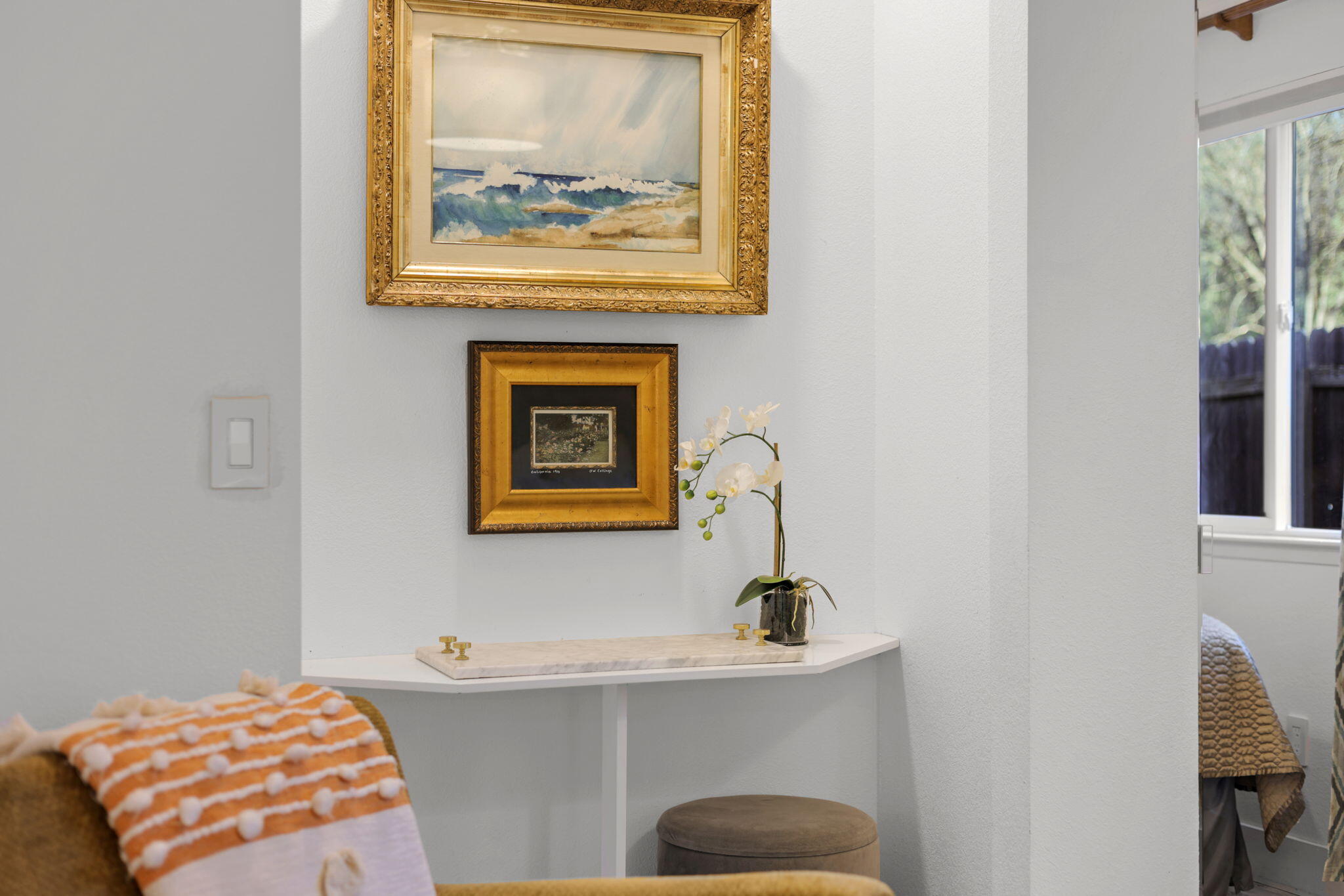 61 Tidmore Lane Redding, CA 96003 - Photo 17 of 38 a bedroom with a bed and a painting on the wall