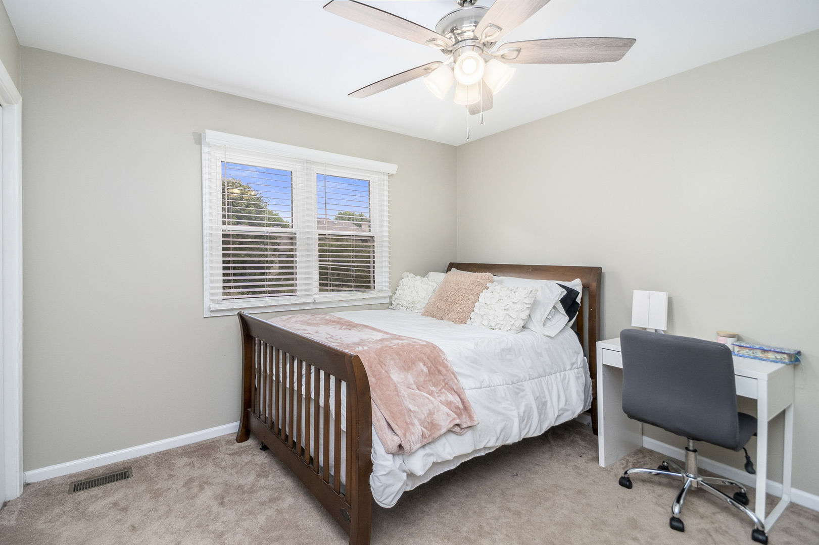 2123 High Meadow Road Naperville, IL 60564 - Photo 19 of 35