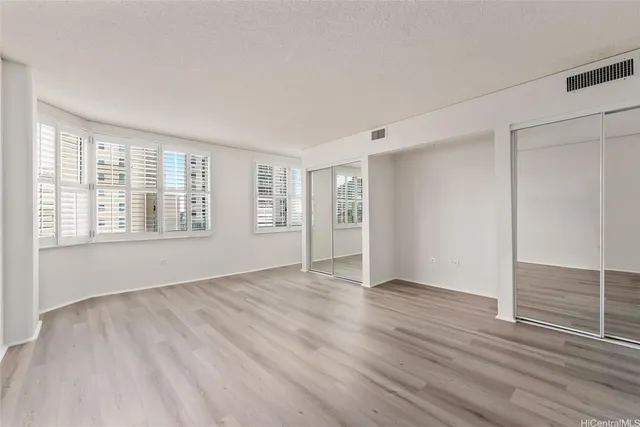 $290,000 | 1314 Kalakaua Avenue, Unit 707, Honolulu, HI 96826