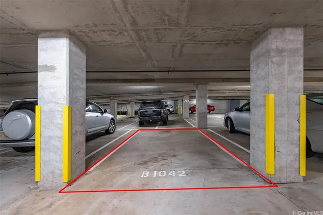 $290,000 | 1314 Kalakaua Avenue, Unit 707, Honolulu, HI 96826