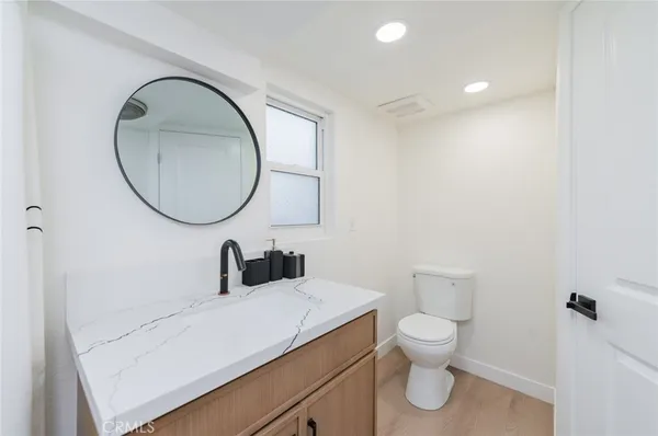 $2,750,000 | 920 West Balboa Boulevard, Newport Beach, CA 92661