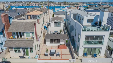 $2,950,000 | 920 West Balboa Boulevard, Newport Beach, CA 92661