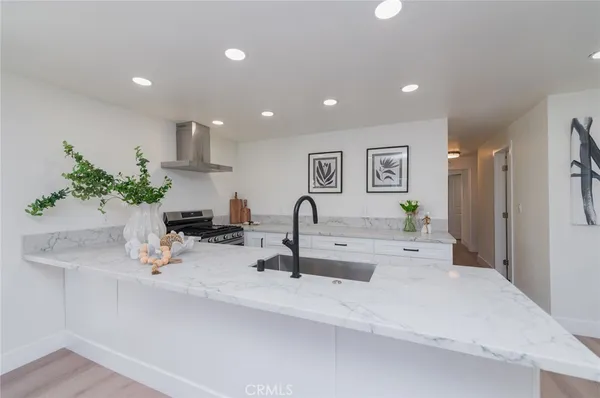 $2,750,000 | 920 West Balboa Boulevard, Newport Beach, CA 92661