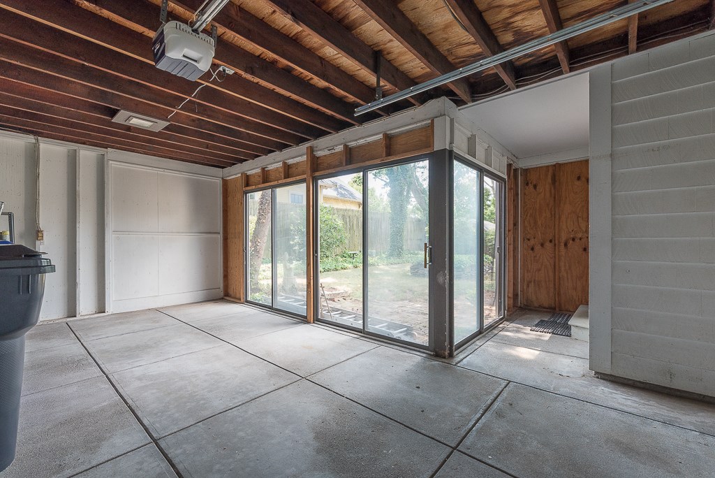 9 Haliburton Road East Providence, RI 02916 - Photo 15 of 20 Gallery Image 15