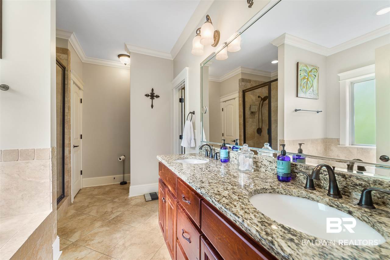 24011 Trowbridge Court Daphne, AL 36526 - Photo 20 of 32 Master Vanities