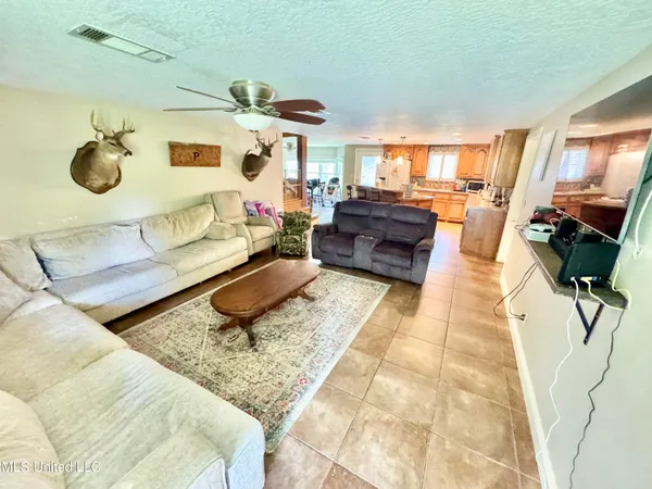 $205,000 | 1104 Highway 513, Enterprise, MS 39330