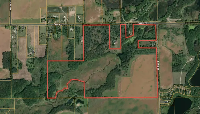 $675,000 | 4500 South 42nd Street, Climax, MI 49034