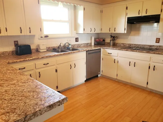 $290,000 | 527 Strong Road, Owego, NY 13827