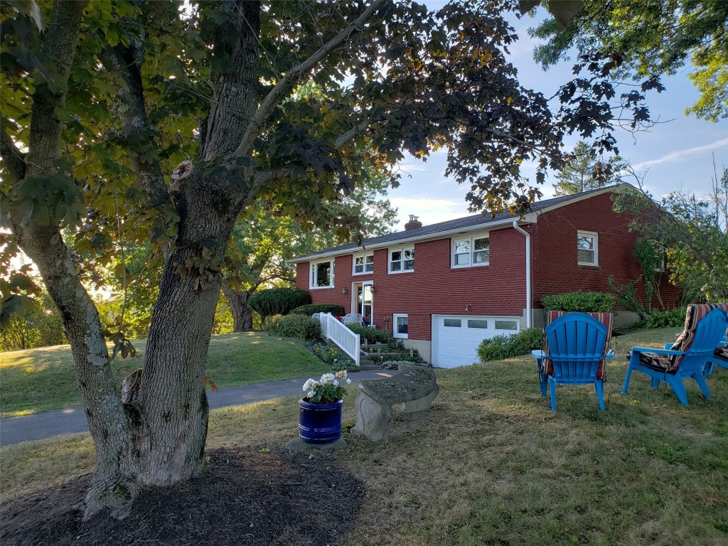 527 Strong Road Owego, NY 13827 - Photo 2 of 43