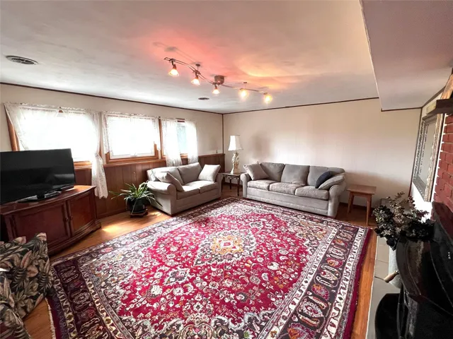 $290,000 | 527 Strong Road, Owego, NY 13827