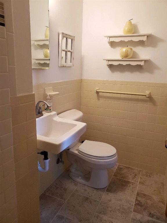 527 Strong Road Owego, NY 13827 - Photo 31 of 43