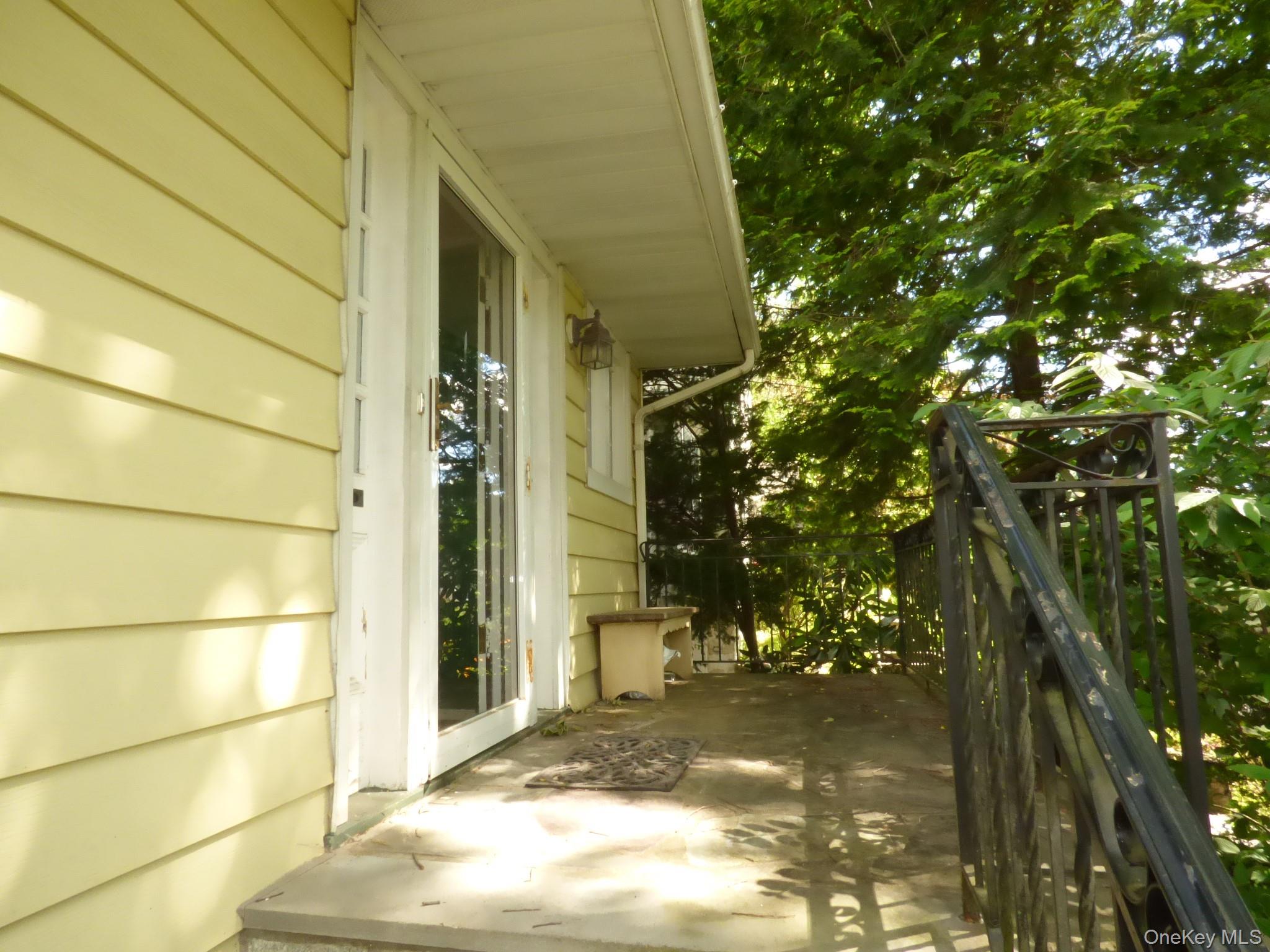 100 Potter Road Scarsdale, NY 10583 - Photo 9 of 12