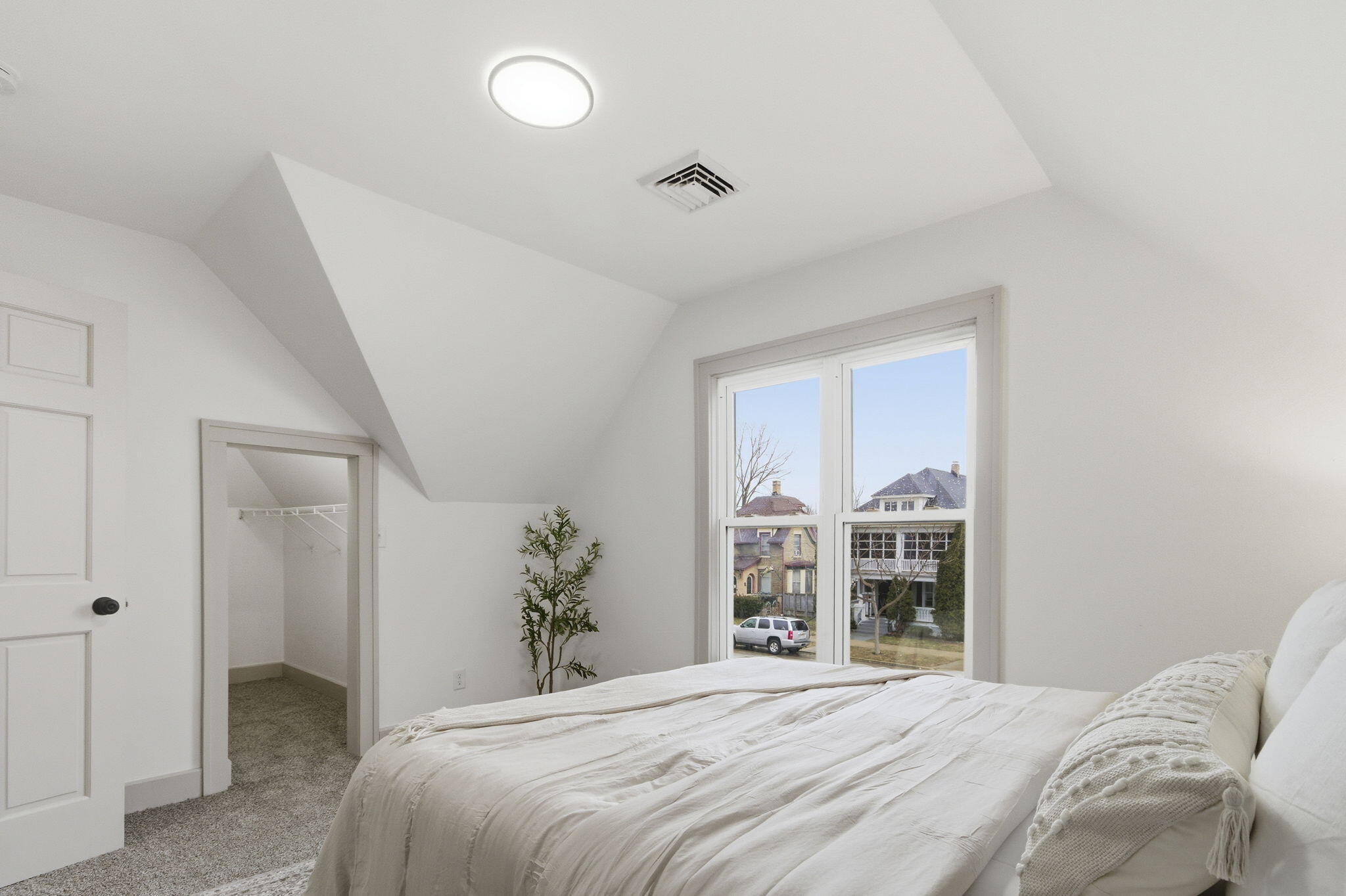 1206 Carlisle Avenue Racine, WI 53404 - Photo 19 of 34 24-web-or-mls-IMG_8291