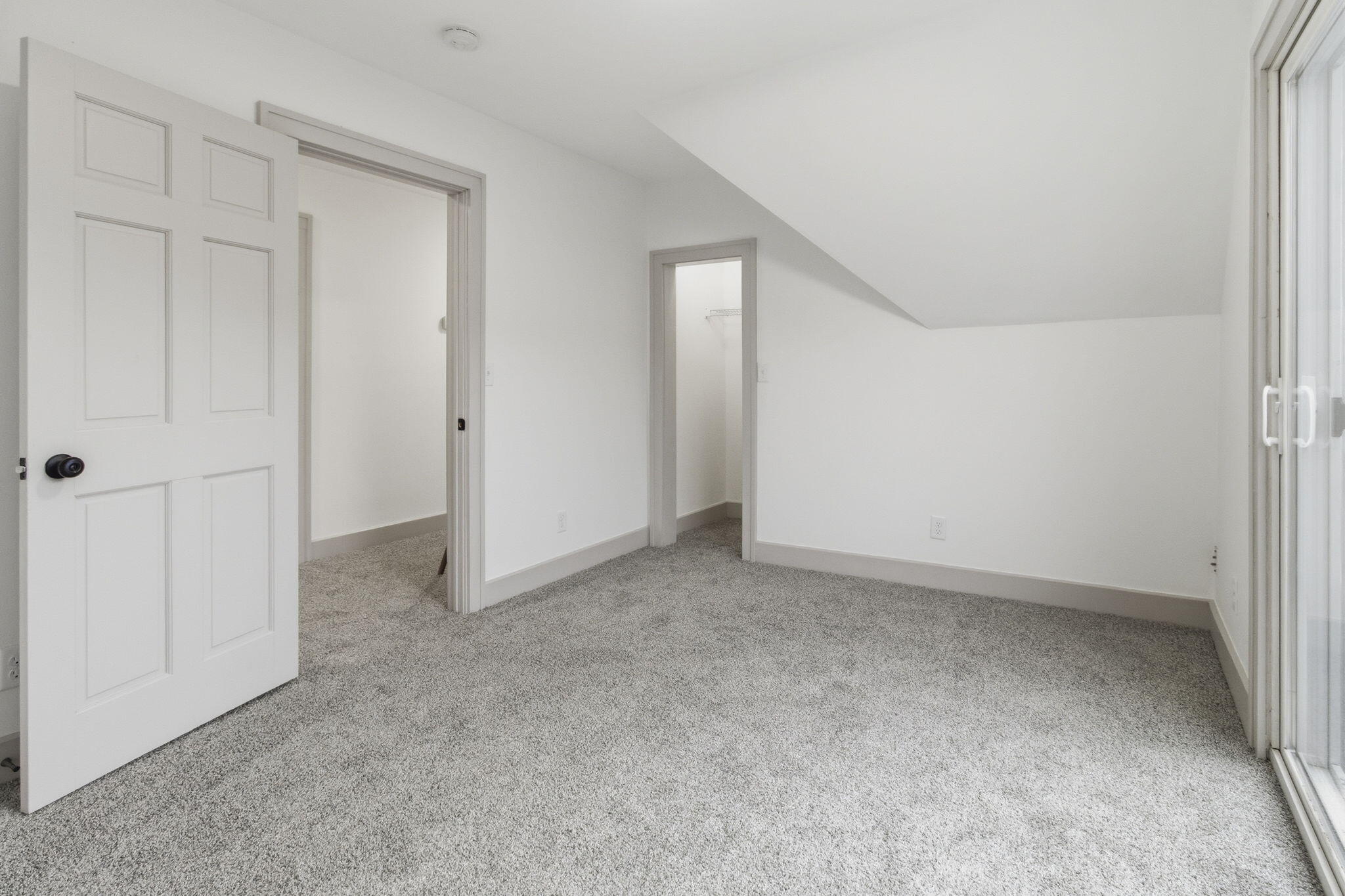 1206 Carlisle Avenue Racine, WI 53404 - Photo 23 of 34 28-web-or-mls-IMG_8303