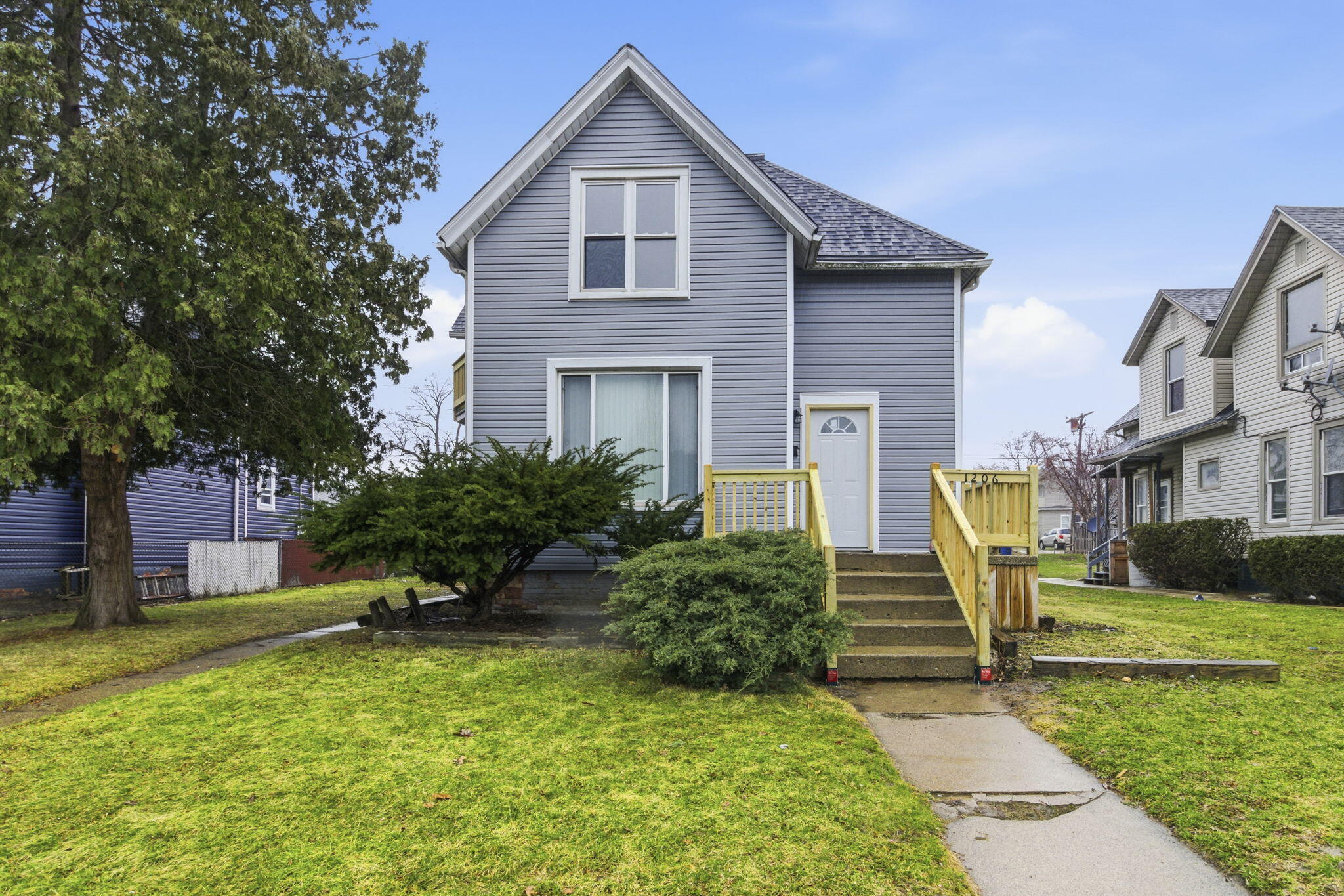 1206 Carlisle Avenue Racine, WI 53404 - Photo 34 of 34 45-web-or-mls-IMG_8360
