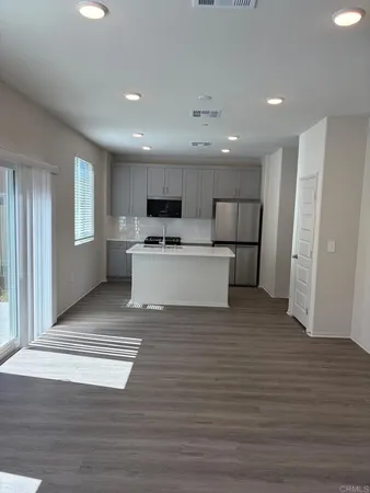 $3,205 | 28277 Via Garnicia, Temecula, CA 92591