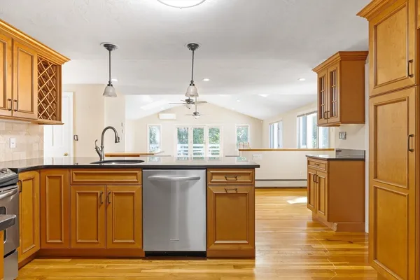 $1,650,000 | 48 Taylor Street, Needham, MA 02494