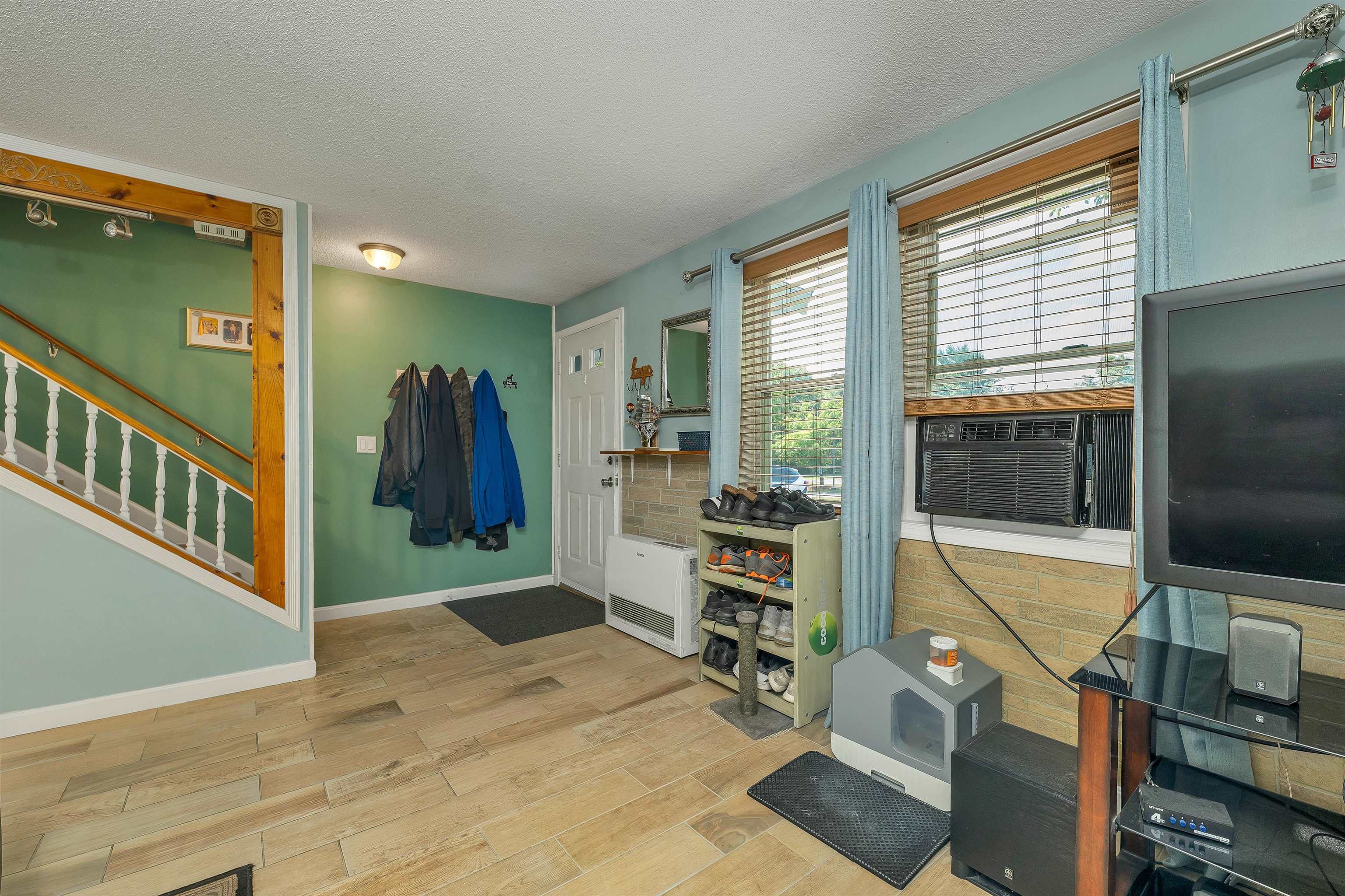 1035 South Mammoth Road, Unit 3 Manchester, NH 03109 - Photo 15 of 37