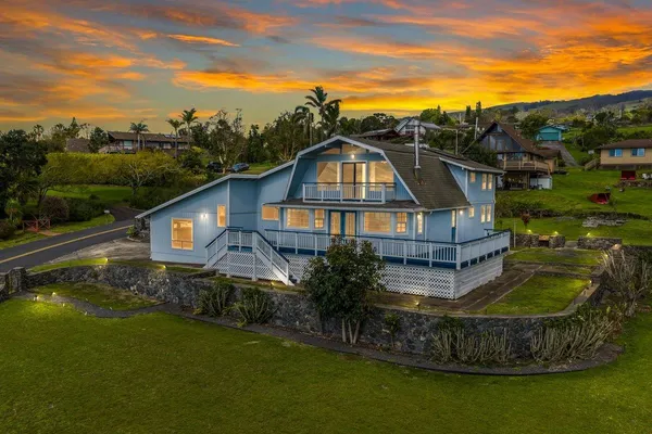 $1,400,000 | 24 Kahoea Place, Kula, HI 96790