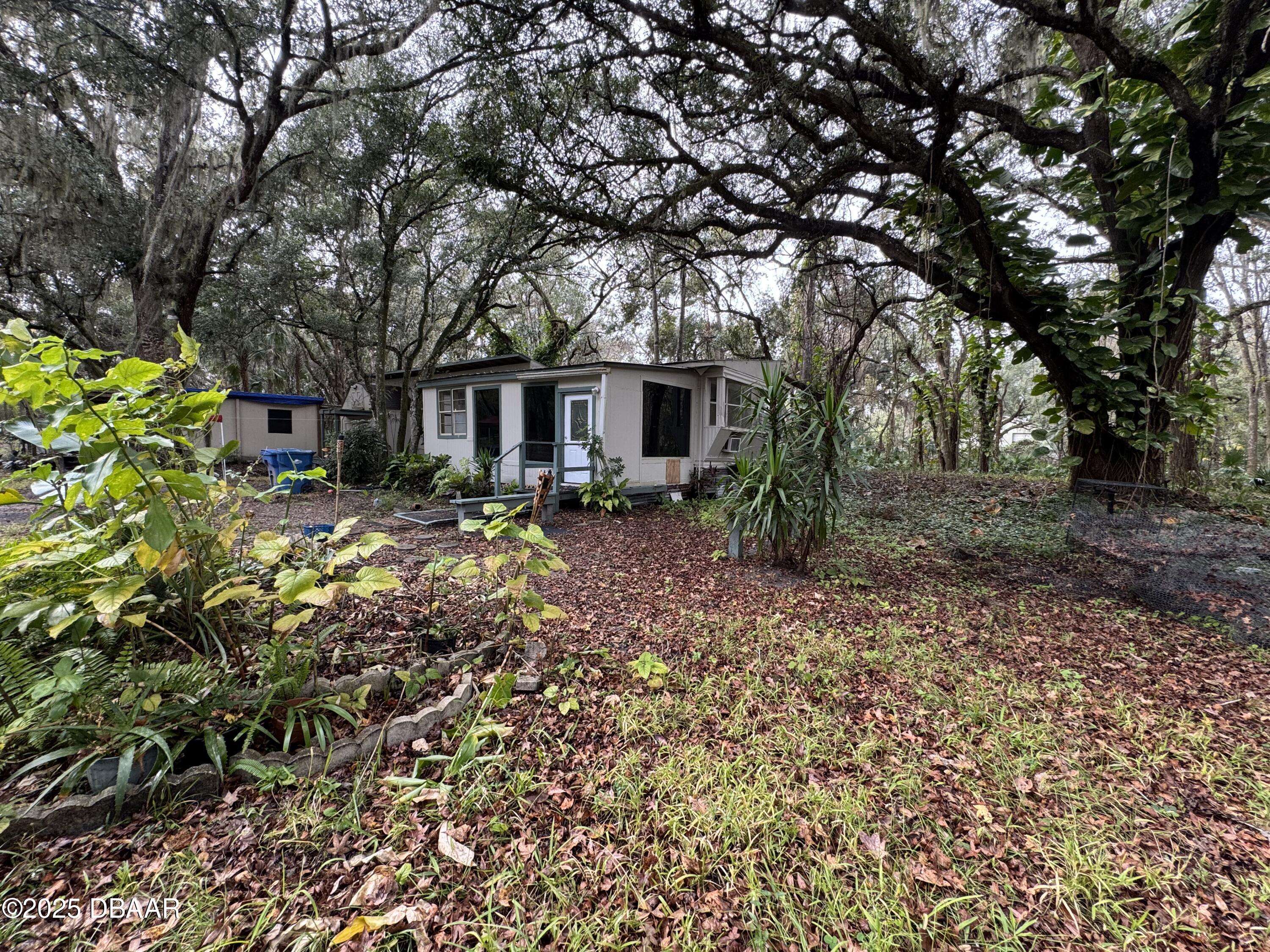4311 Beacon Light Road Edgewater, FL 32141 - Photo 2 of 21 IMG_8017