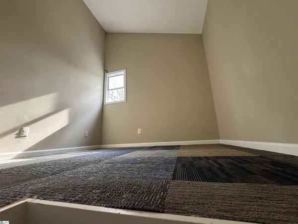 $87,500 | 125 Maple Street, Unit 101, Pendleton, SC 29670
