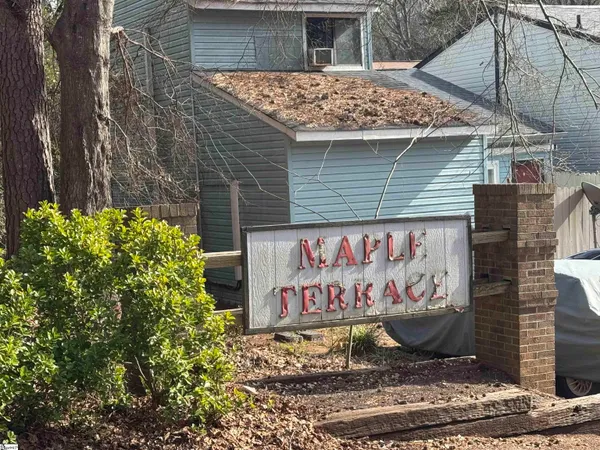 $87,500 | 125 Maple Street, Unit 101, Pendleton, SC 29670