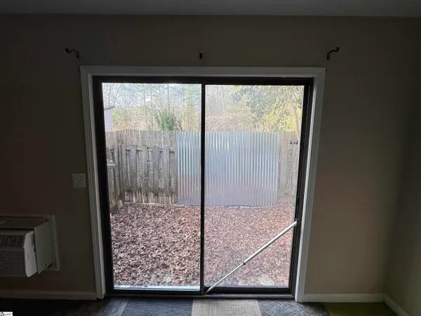 $87,500 | 125 Maple Street, Unit 101, Pendleton, SC 29670