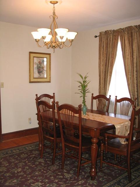 2505 Montvale Road Southwest Roanoke, VA 24015 - Photo 6 of 19 Dining
