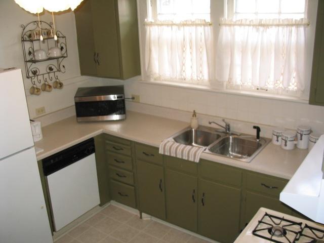 2505 Montvale Road Southwest Roanoke, VA 24015 - Photo 8 of 19 Kitchen