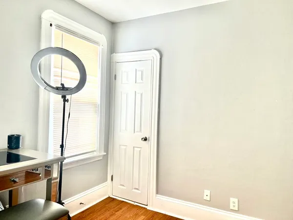 $1,800 | 30 Rodney Street, Unit 2, New Bedford, MA 02744