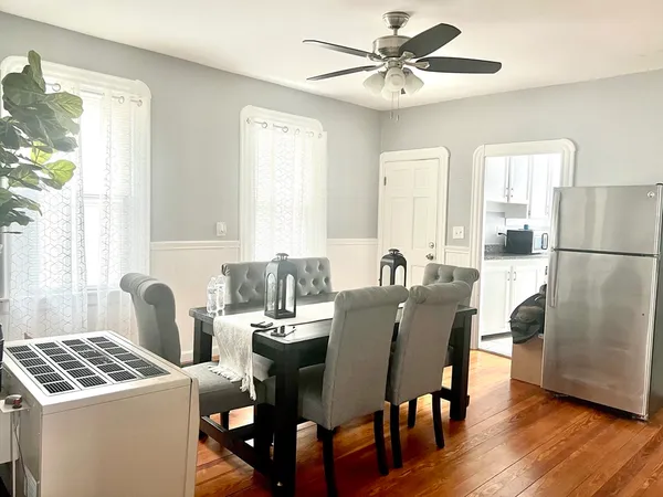 $1,800 | 30 Rodney Street, Unit 2, New Bedford, MA 02744