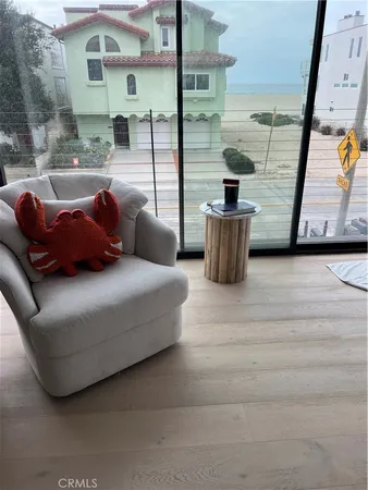 $5,900 | 3932 Ocean Drive, Oxnard, CA 93035