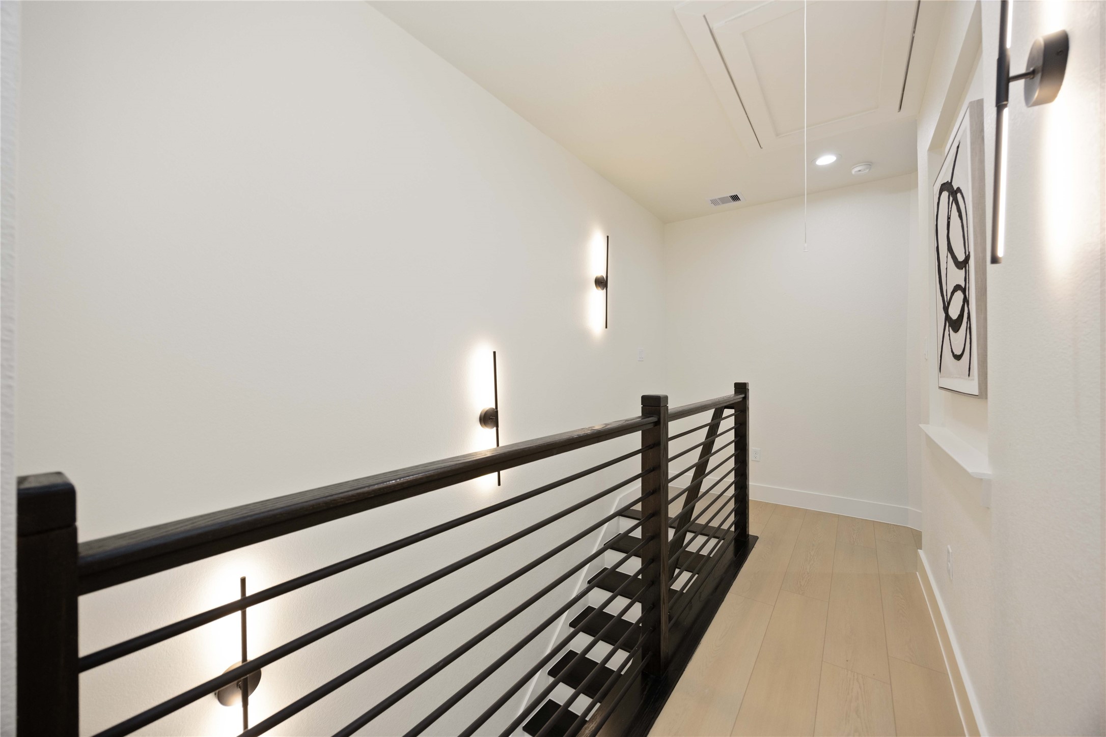 3528 Amos Street Houston, TX 77021 - Photo 28 of 30 a view of entryway