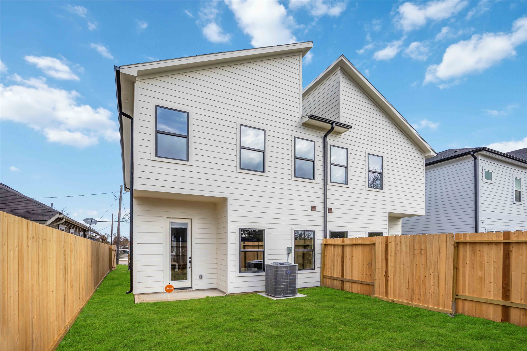 3528 Amos Street Houston, TX 77021 - Photo 30 of 30 a view of a house with backyard