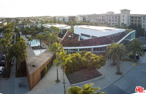 $2,850,000 | 12821 North Seaglass Circle, Playa Vista, CA 90094