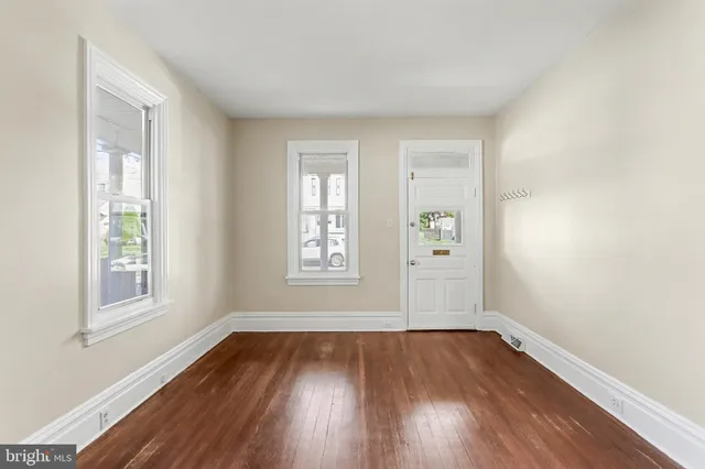 $1,695 | 128 South 18th Street, Camp Hill, PA 17011