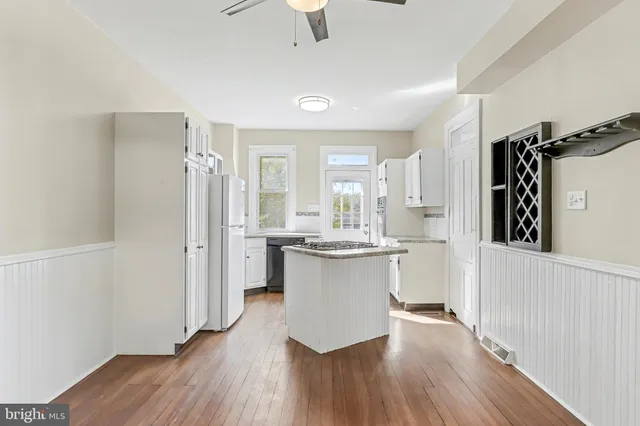 $1,695 | 128 South 18th Street, Camp Hill, PA 17011