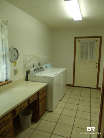29840 Spring Branch Road West Elberta, AL 36530 - Photo 6 of 12 Laundry Room