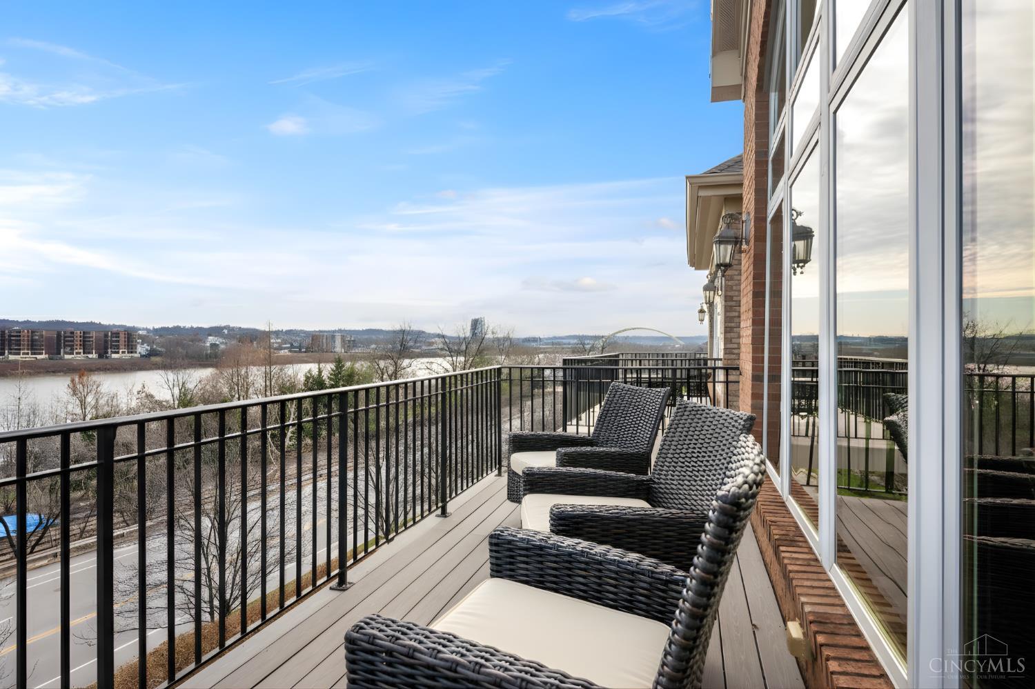 1464 Riverside Drive Cincinnati, OH 45202 - Photo 26 of 58