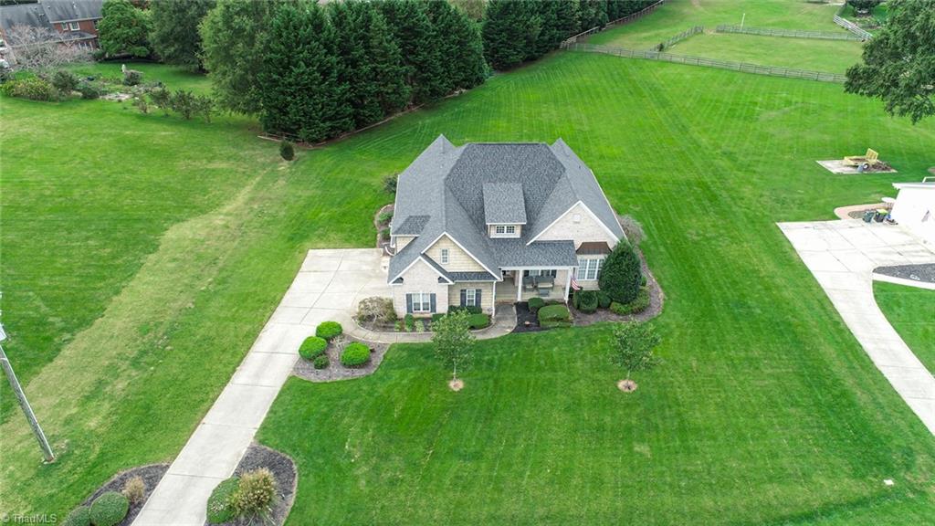 5829 Billet Road Oak Ridge, NC 27310 - Photo 3 of 33