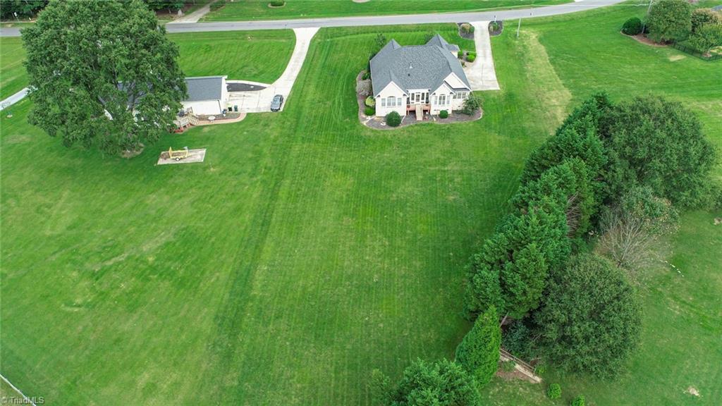 5829 Billet Road Oak Ridge, NC 27310 - Photo 31 of 33
