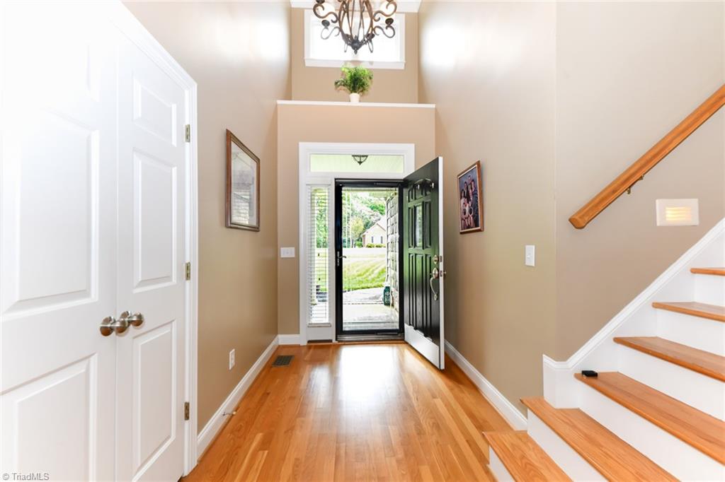 5829 Billet Road Oak Ridge, NC 27310 - Photo 4 of 33