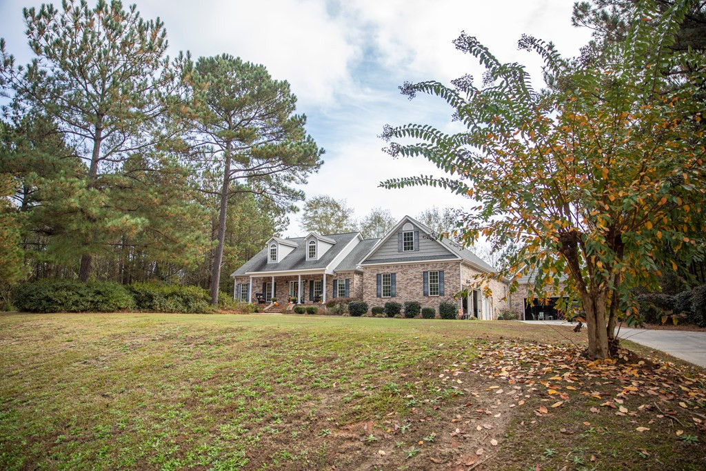 236 Country Club Road Edgefield, SC 29824 - Photo 3 of 46