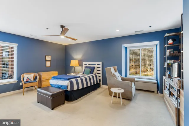 $330,000 | 2 Southerly Court, Unit 302, Towson, MD 21286