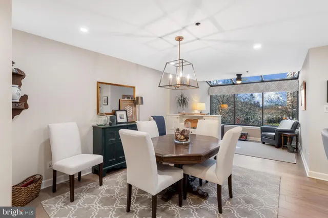 $330,000 | 2 Southerly Court, Unit 302, Towson, MD 21286