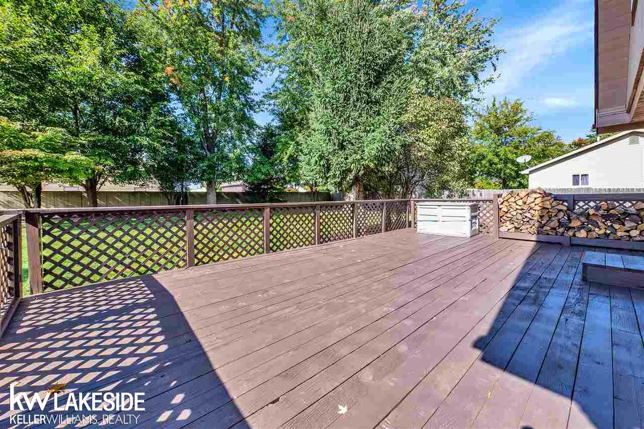 49495 Fuller Road New Baltimore, MI 48051 - Photo 25 of 33